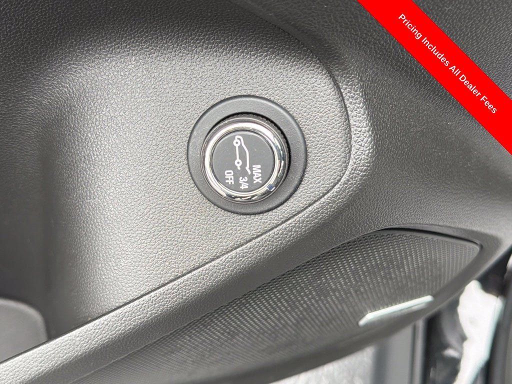 Used 2024 Chevrolet TrailBlazer ACTIV w/ Convenience Package FWD image 18