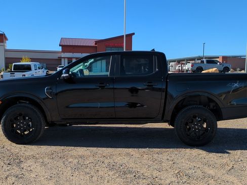 Used 2025 Ford Ranger Lariat w/ Black Appearance Package image 7