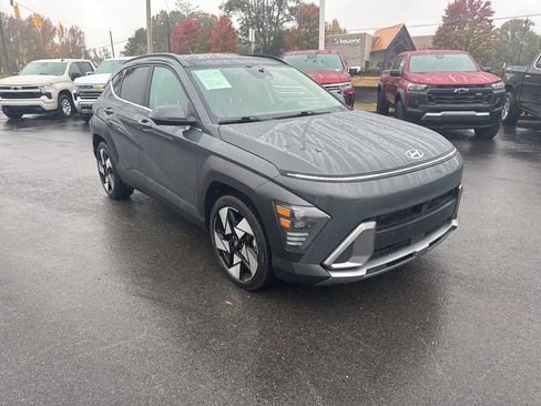 Used 2024 Hyundai Kona Limited image 7