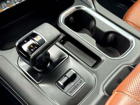 Used 2023 GMC Sierra 1500 Denali Ultimate image 31