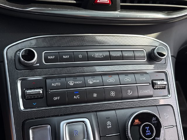 Used 2023 Hyundai Santa Fe SEL w/ Premium Package AWD/4WD image 32