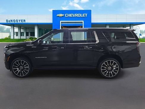 New 2026 Chevrolet Suburban High Country AWD/4WD image 5