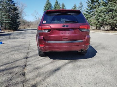 Certified 2018 Jeep Grand Cherokee Altitude image 4
