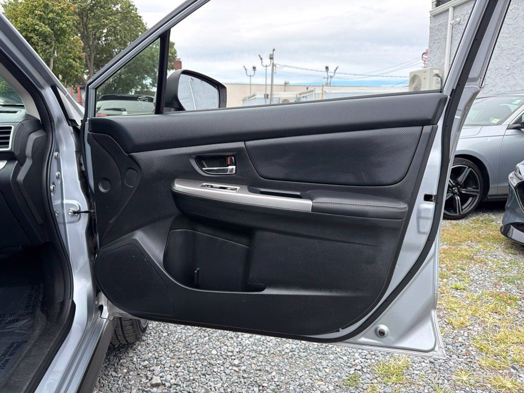 Used 2015 Subaru Crosstrek Touring AWD/4WD image 19