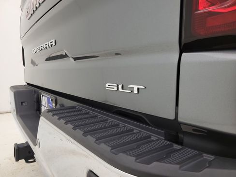 Certified 2021 GMC Sierra 1500 SLT image 26