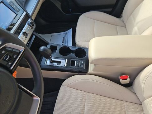 Used 2019 Subaru Outback 2.5i image 29