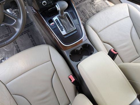 Used 2017 Audi Q5 2.0T Premium image 26