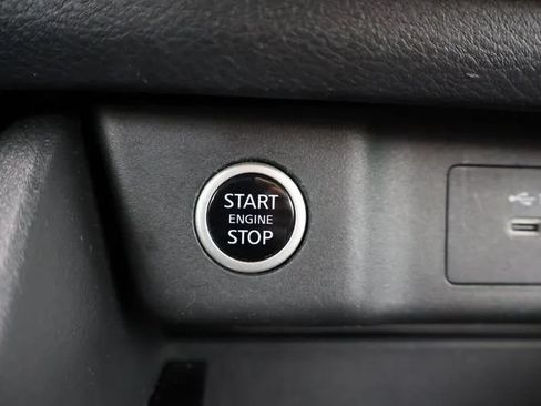 Used 2023 Nissan Rogue S AWD/4WD image 29