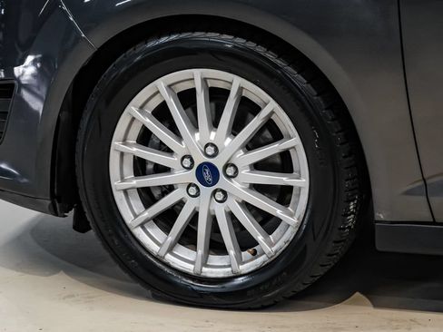Used 2015 Ford C-MAX Energi SEL w/ Equipment Group 302A FWD image 54