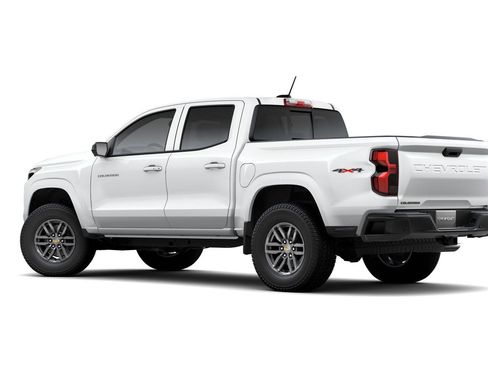 New 2026 Chevrolet Colorado LT w/ LT Convenience Package AWD/4WD image 2