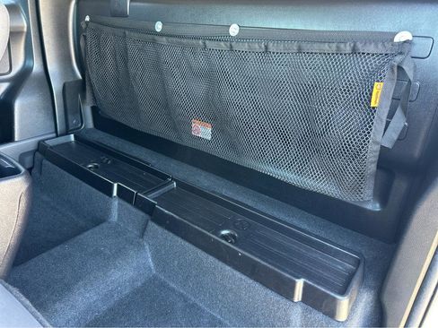 Used 2021 Toyota Tacoma SR image 9