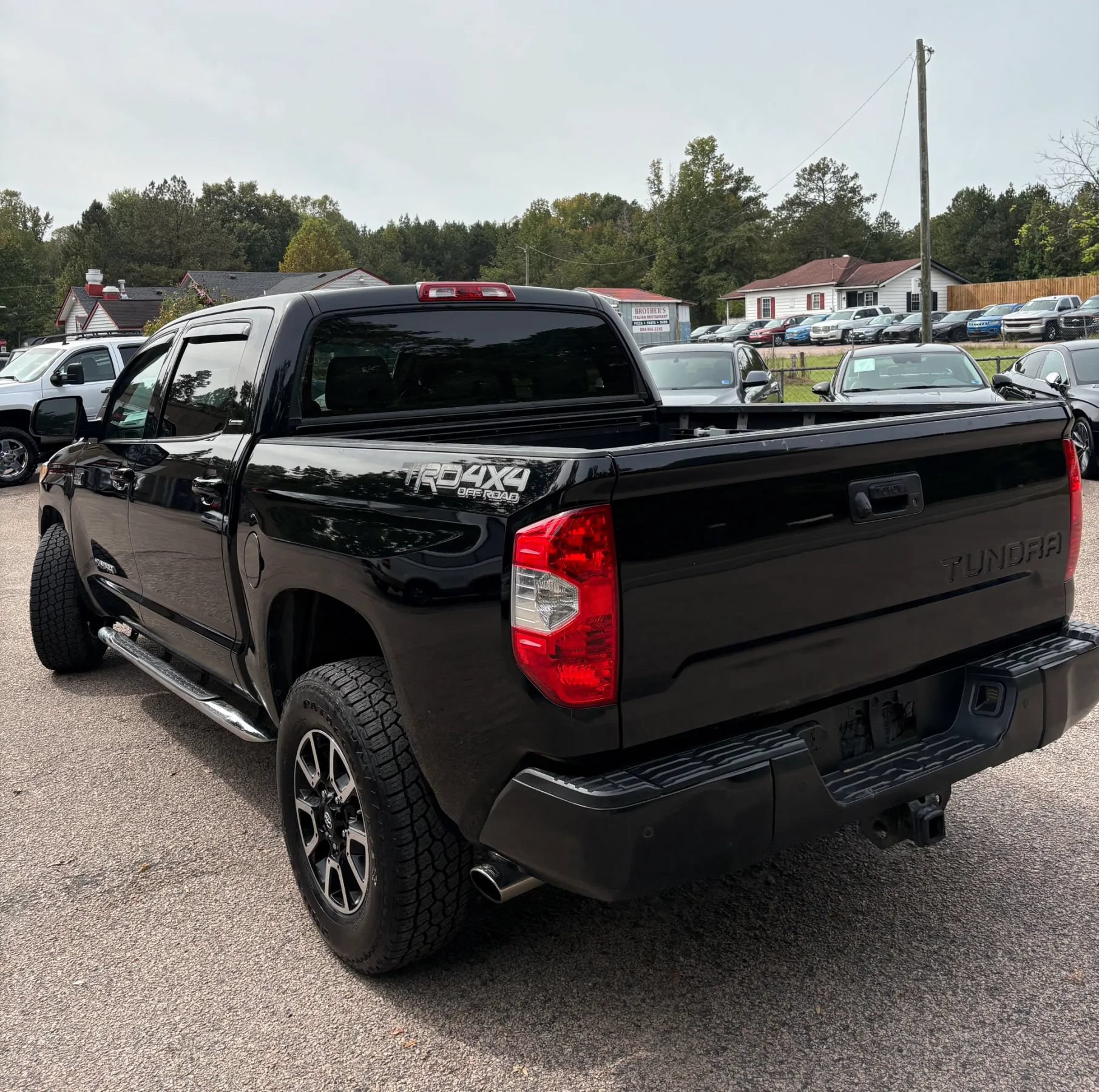 Used 2014 Toyota Tundra Limited w/ Limited Premium Package AWD/4WD image 8