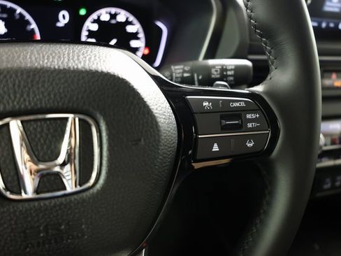 New 2025 Honda Pilot EX-L image 16