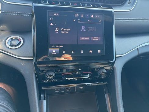 New 2025 Jeep Grand Cherokee Altitude w/ Trailer Tow Package image 17