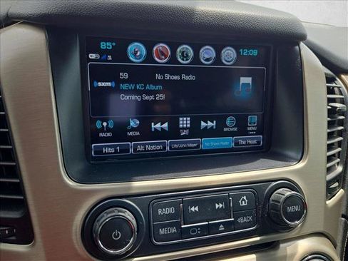 Used 2017 GMC Yukon Denali w/ Open Road Package AWD/4WD image 14