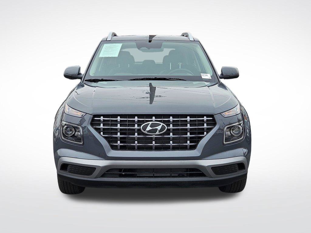 Used 2026 Hyundai Venue SEL FWD image 8