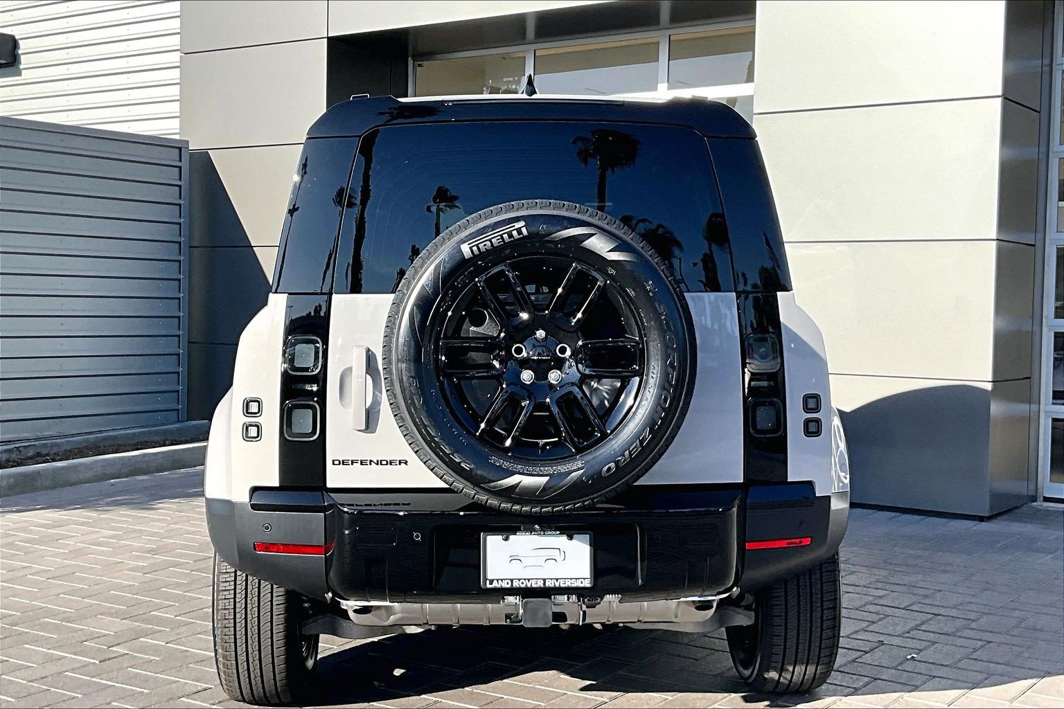 New 2026 Land Rover Defender 110 S AWD/4WD image 4