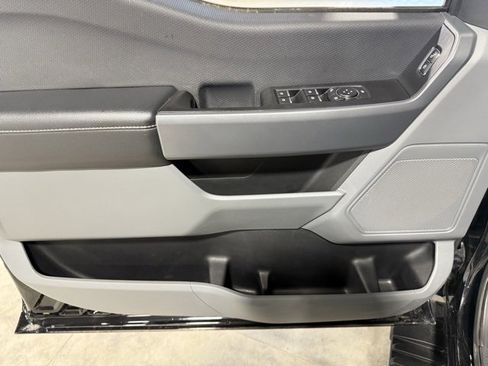 Used 2022 Ford F150 XLT image 7