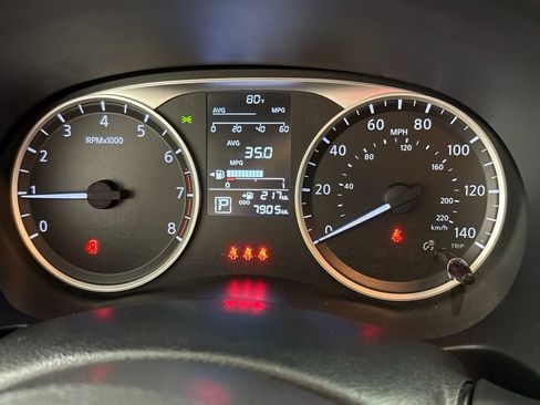Used 2024 Nissan Kicks S FWD image 27