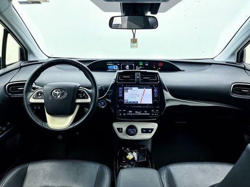 Used 2018 Toyota Prius Three Touring image 26