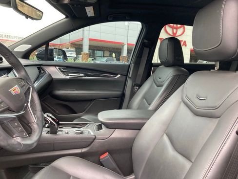 Used 2023 Cadillac XT5 Premium Luxury w/ Technology Package image 10