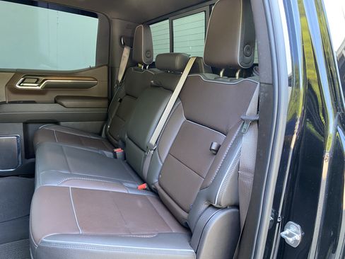 Used 2024 GMC Sierra 1500 Denali w/ Denali Reserve Package AWD/4WD image 40