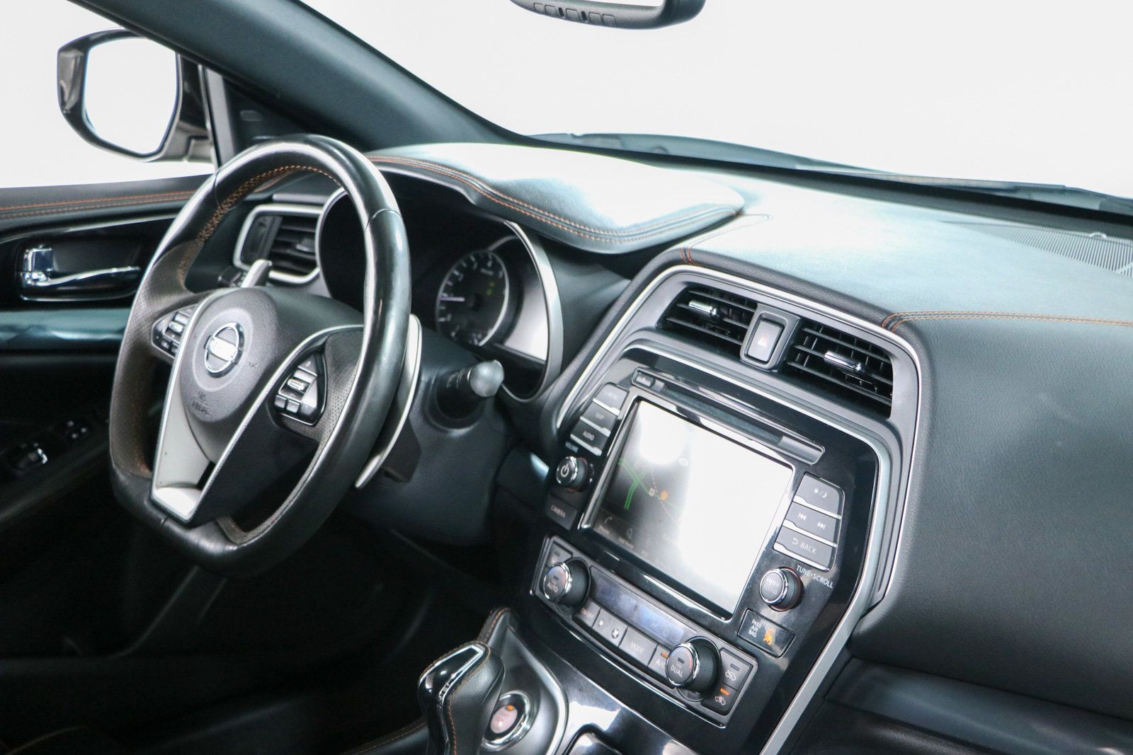 Used 2021 Nissan Maxima SR w/ Sport Mat Group FWD image 27