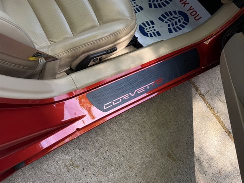 Used 2006 Chevrolet Corvette Coupe w/ Preferred Equipment Group RWD image 58