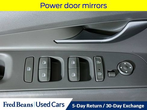 Used 2023 Hyundai Elantra SE FWD image 21