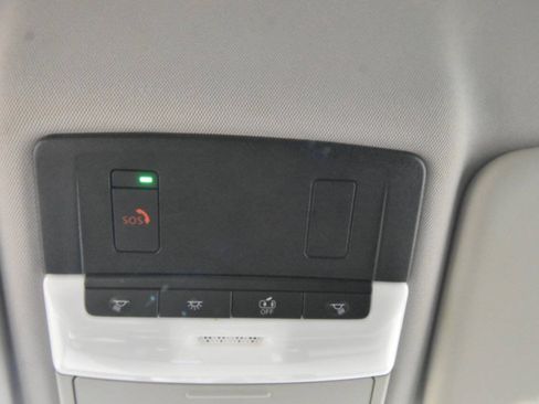 Used 2023 Mitsubishi Outlander SE AWD/4WD image 32