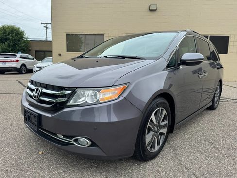 Used 2015 Honda Odyssey Touring Elite image 3