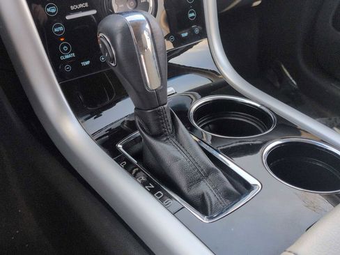 Used 2013 Ford Edge Limited w/ Driver Entry Pkg image 32