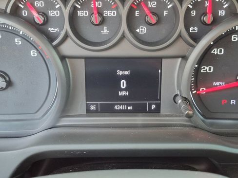 Used 2024 Chevrolet Silverado 1500 W/T w/ WT Value Package RWD image 32