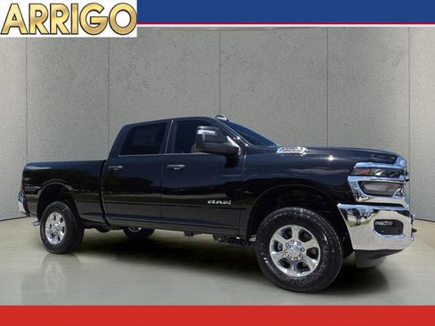 New 2026 RAM 2500 Big Horn AWD/4WD image 1