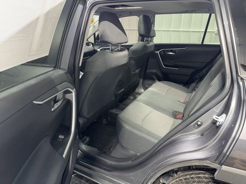 Used 2023 Toyota RAV4 XLE w/ Convenience Package image 14