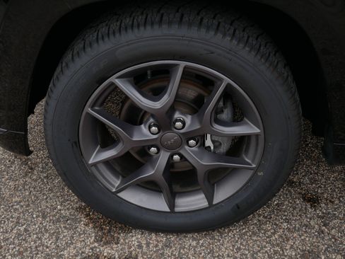 Used 2020 Jeep Grand Cherokee Limited X AWD/4WD image 15