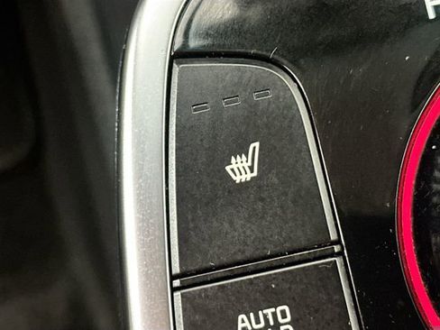 Used 2022 Kia Niro EX w/ Cold Weather Package image 18