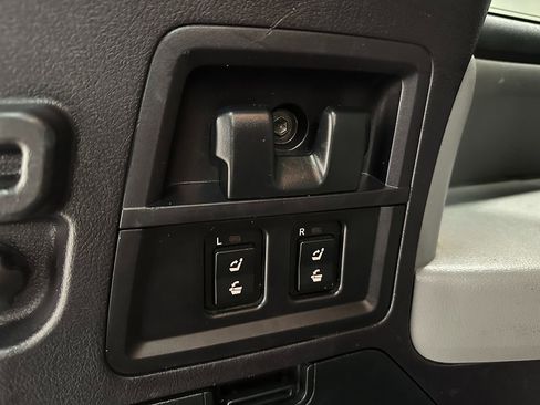 Used 2018 Toyota Sequoia SR5 image 9