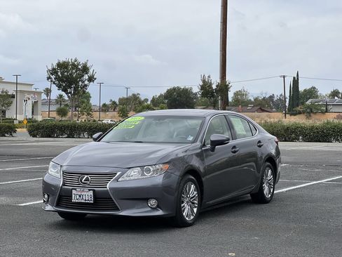 Used 2013 Lexus ES 350 w/ Premium Pkg FWD image 20