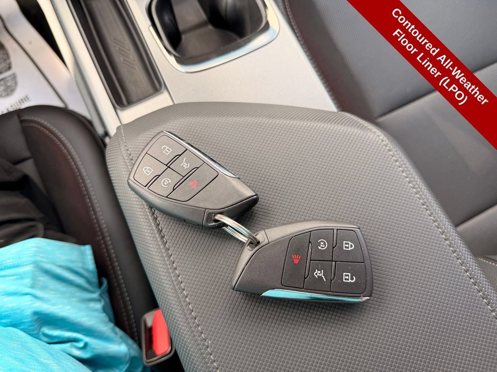 Used 2024 Chevrolet Equinox EV RS AWD/4WD image 27