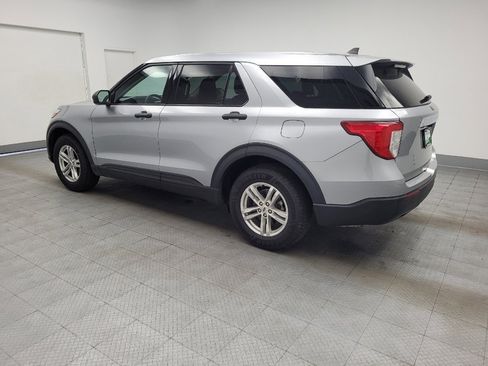 Used 2022 Ford Explorer 4WD image 3