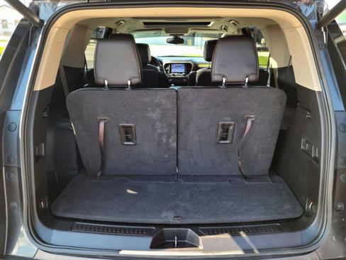 Used 2019 GMC Acadia Denali w/ Technology Package AWD/4WD image 18