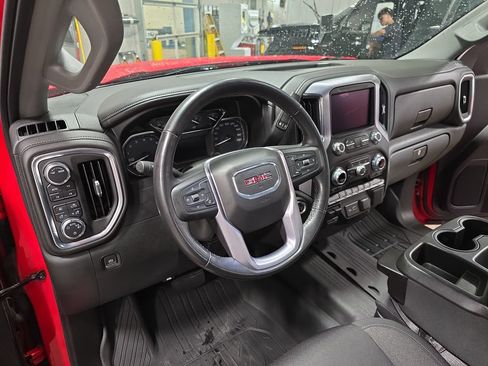 Used 2021 GMC Sierra 1500 Elevation w/ X31 Off-Road Package AWD/4WD image 16