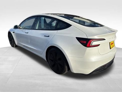 Used 2024 Tesla Model 3 Standard Range image 7