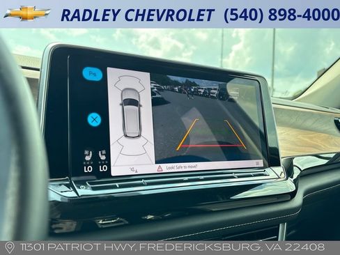 Used 2025 Volkswagen Atlas SE AWD/4WD image 9