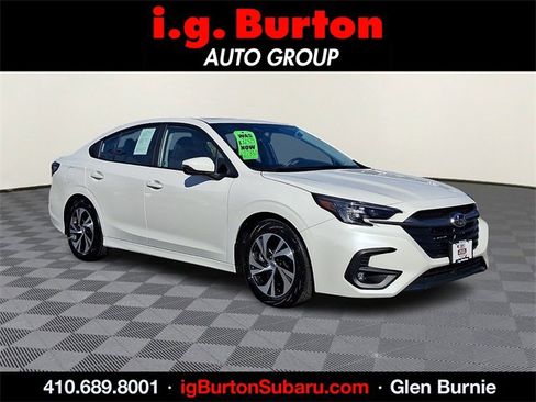 Used 2025 Subaru Legacy Premium image 1