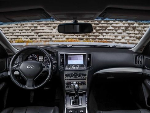 Used 2013 INFINITI G37 x w/ Premium Pkg image 24