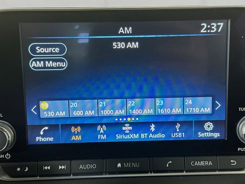 Used 2025 Nissan Sentra SV image 21