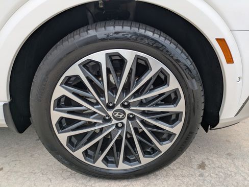 Used 2026 Hyundai Palisade Calligraphy AWD/4WD image 9