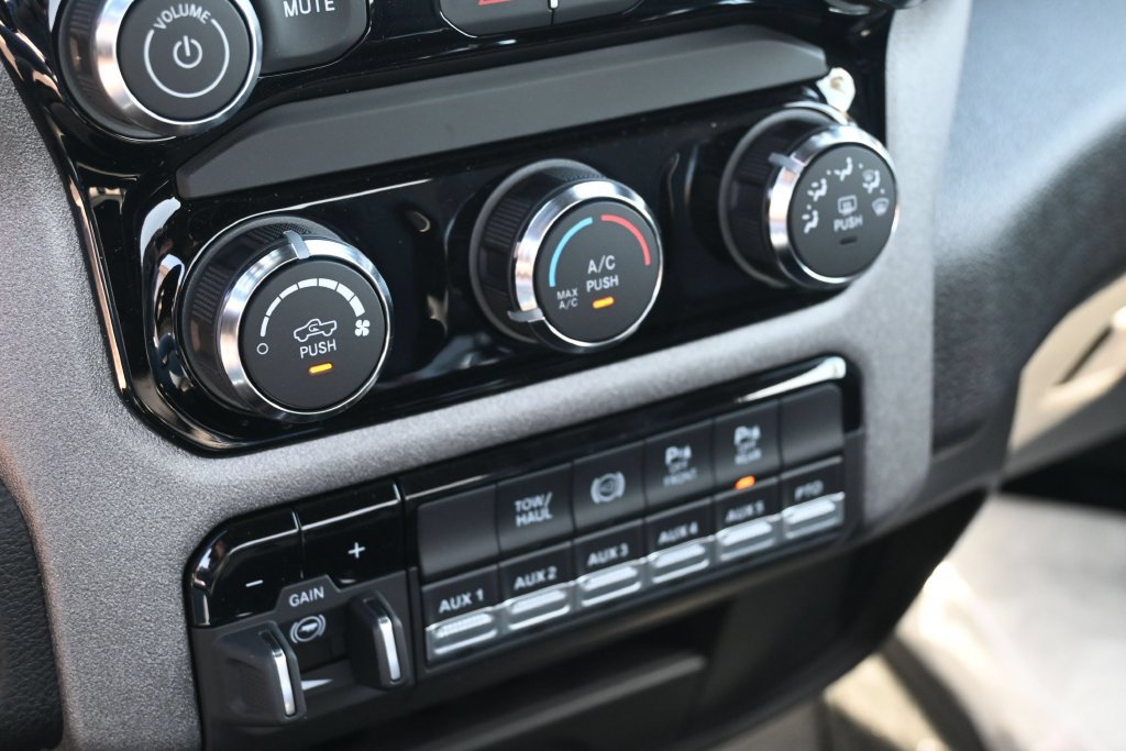 New 2027 RAM 3500 Tradesman AWD/4WD image 19